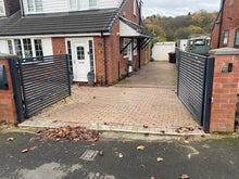 Load image into Gallery viewer, BRAND NEW Straight top slatted design double gate
