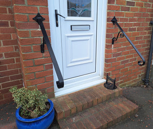 Wrought Iron garden Handrail 800mm long metal - free U.K. delivery